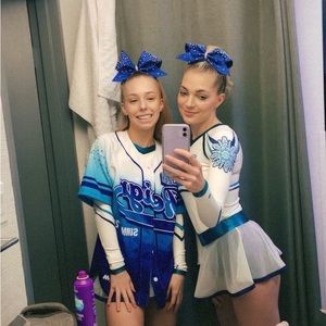 Meet your Posher, Camryn